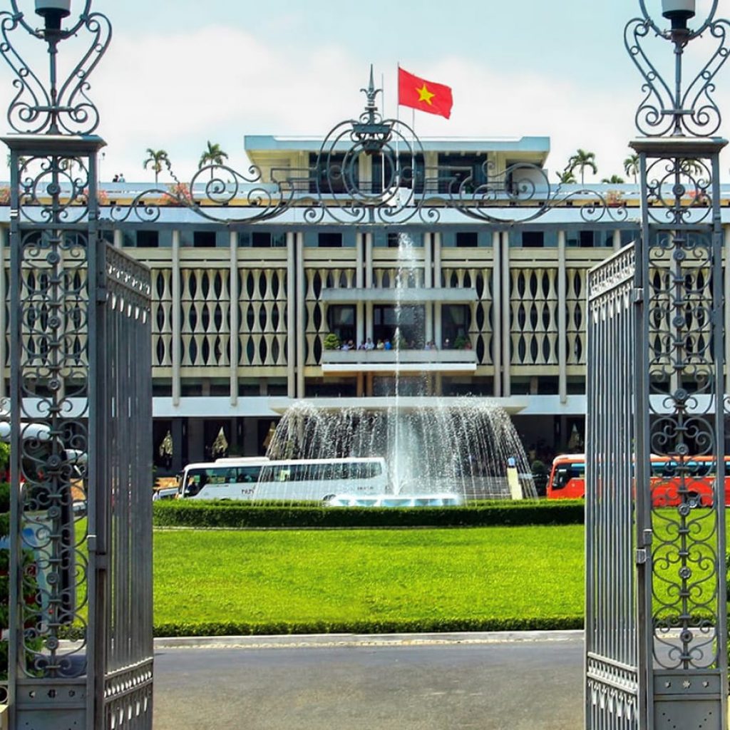 Сайгон 2 дня из Нячанга на самолете