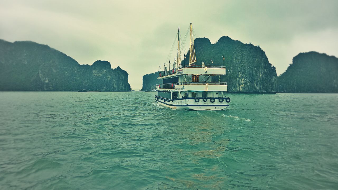 Халонг и Ханой